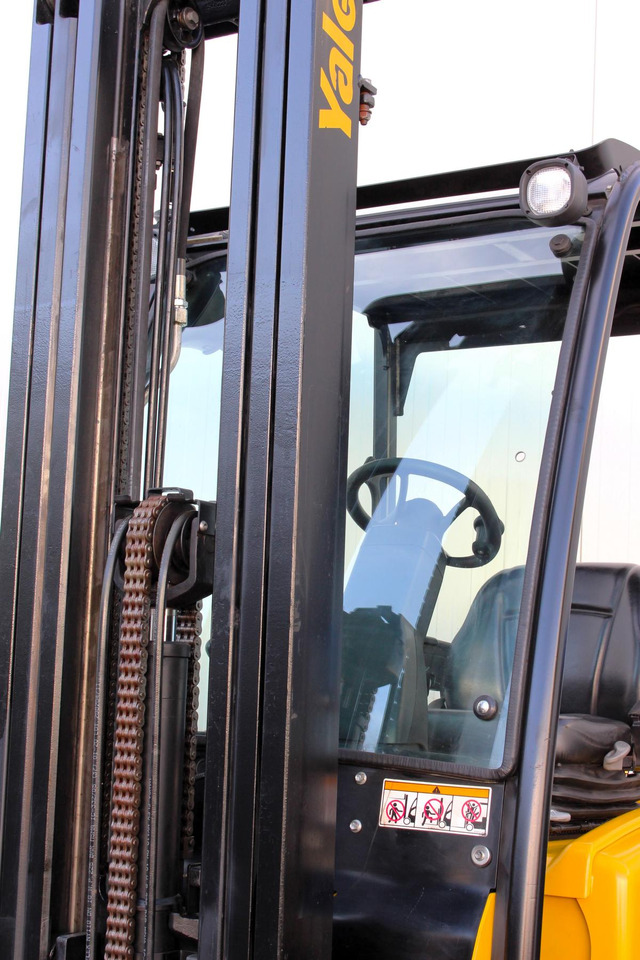 Chariot élévateur électrique YALE ERP18VT Triplex 5,2m 1800kg: photos 23