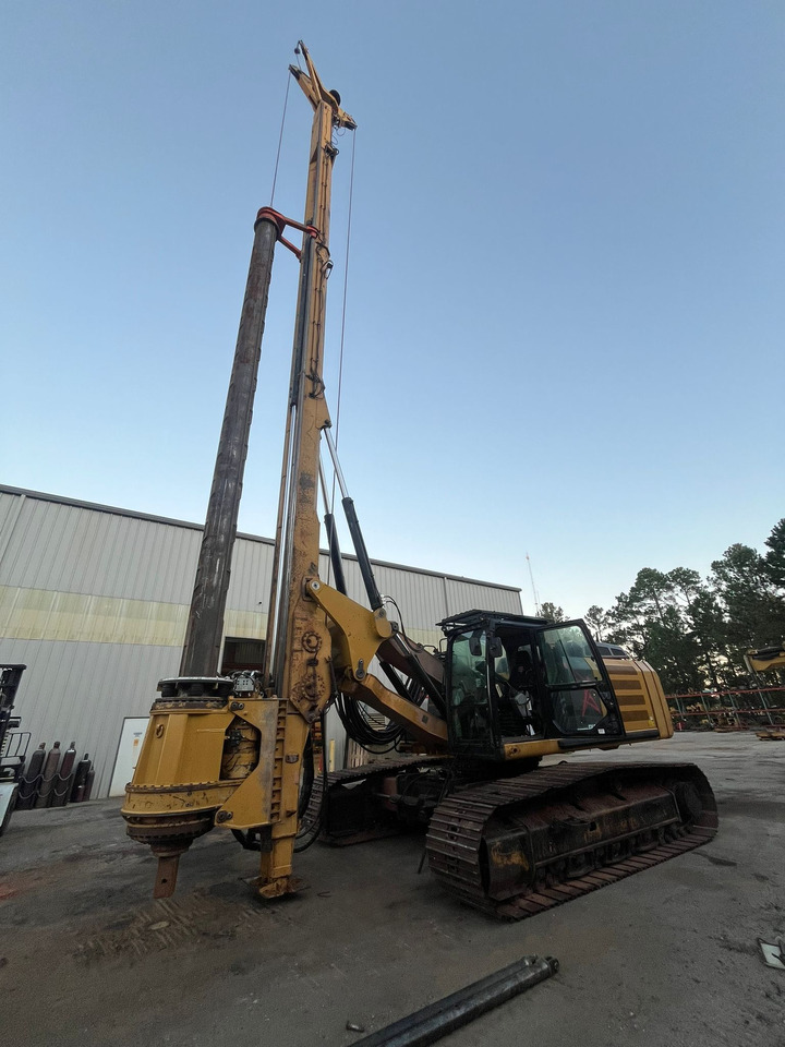 CZM EK200 - Foreuse: photos 3 CZM EK200 - Foreuse: photos 3