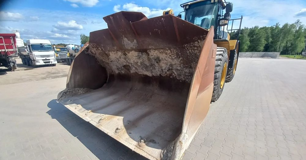 Caterpillar 972K - Chargeuse sur pneus: photos 3 Caterpillar 972K - Chargeuse sur pneus: photos 3