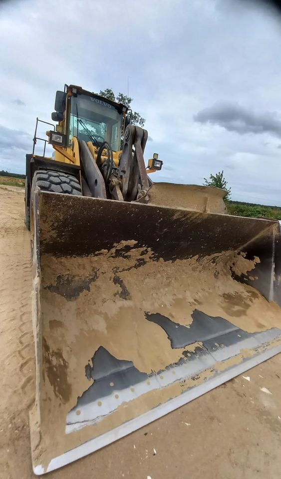 Volvo L150E - Chargeuse sur pneus: photos 3 Volvo L150E - Chargeuse sur pneus: photos 3