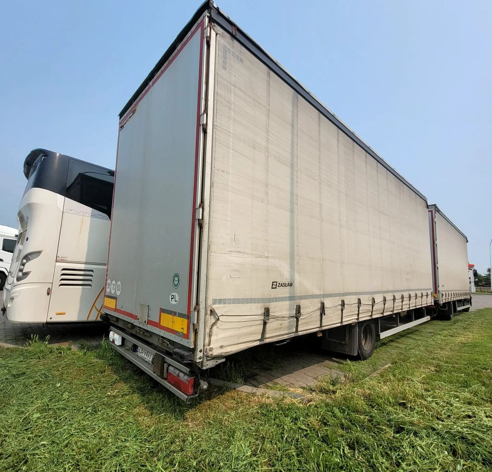 MAN - Camion à rideaux coulissants: photos 4 MAN - Camion à rideaux coulissants: photos 4