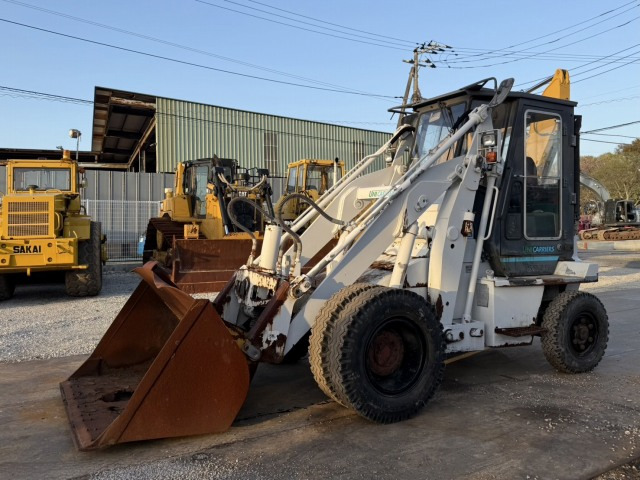 UNICARRIERS SD25-2 - Chargeuse sur pneus: photos 1 UNICARRIERS SD25-2 - Chargeuse sur pneus: photos 1