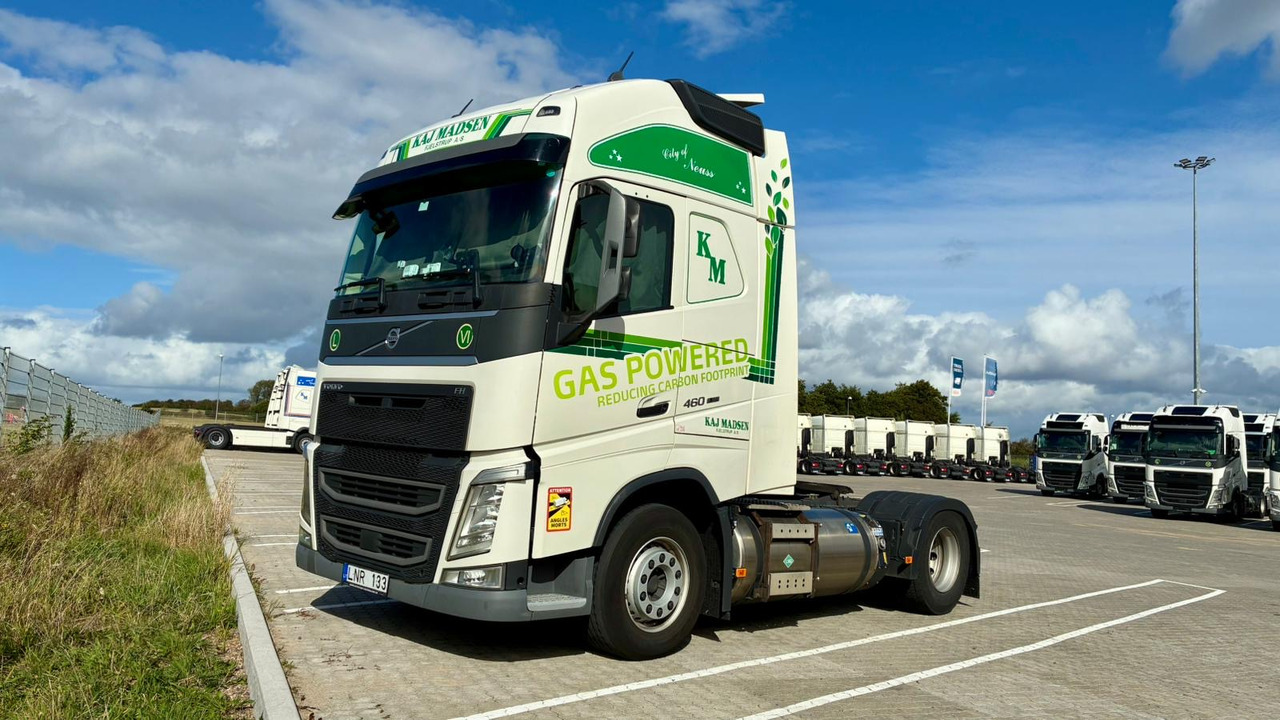 VOLVO DIESEL/LNG - Tracteur routier: photos 1 VOLVO DIESEL/LNG - Tracteur routier: photos 1