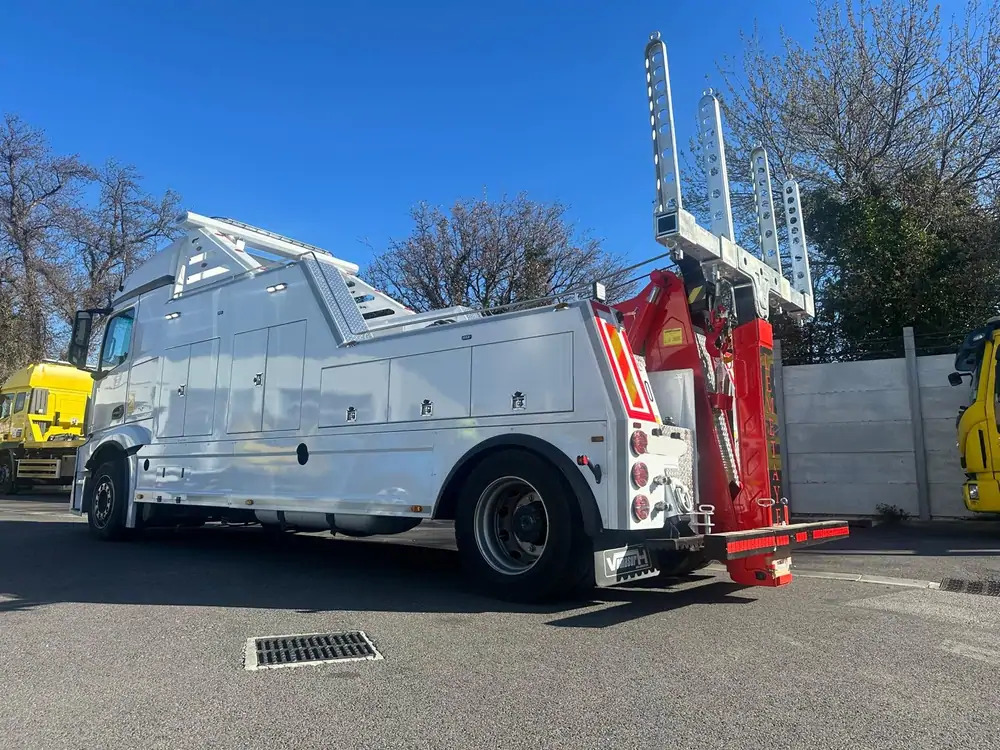 Mercedes-Benz Actros 1943 *NOUVELLE SUPERTRUCTURE GRS 20000 VEMASUR*FULL AIR - Remorqueuse: photos 3 Mercedes-Benz Actros 1943 *NOUVELLE SUPERTRUCTURE GRS 20000 VEMASUR*FULL AIR - Remorqueuse: photos 3