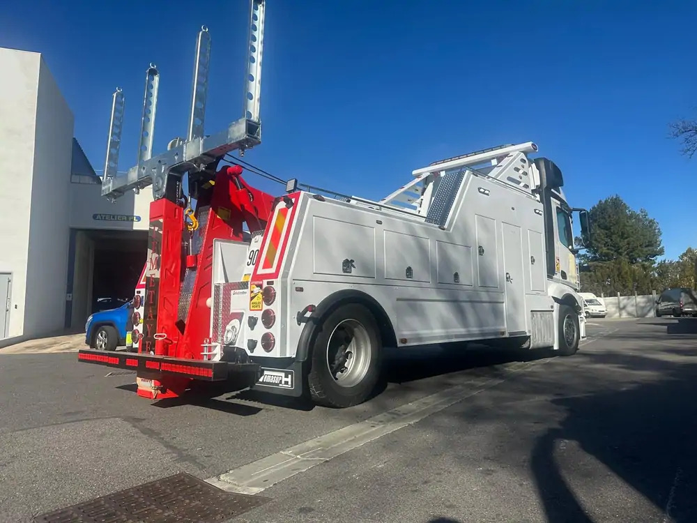 Mercedes-Benz Actros 1943 *NOUVELLE SUPERTRUCTURE GRS 20000 VEMASUR*FULL AIR - Remorqueuse: photos 5 Mercedes-Benz Actros 1943 *NOUVELLE SUPERTRUCTURE GRS 20000 VEMASUR*FULL AIR - Remorqueuse: photos 5