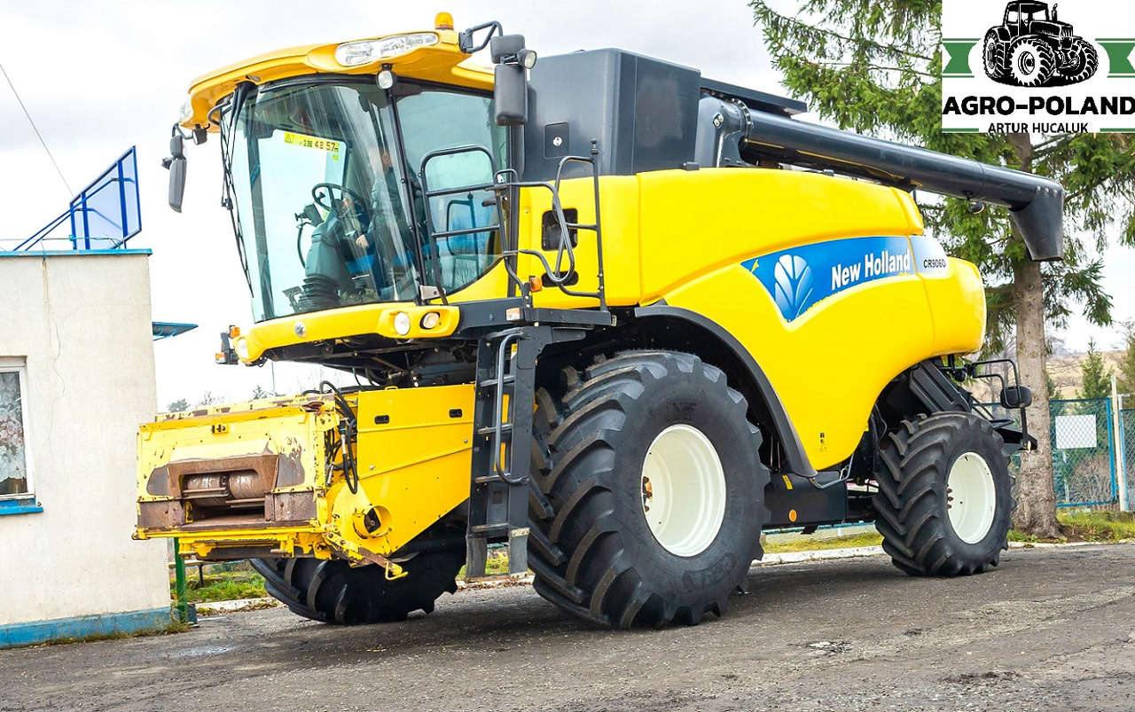 NEW HOLLAND CR 9060 - 2008 - 2554 h + HEDER 6,09 M - Moissonneuse-batteuse: photos 2 NEW HOLLAND CR 9060 - 2008 - 2554 h + HEDER 6,09 M - Moissonneuse-batteuse: photos 2