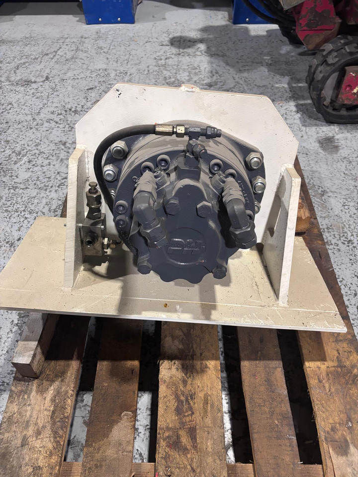 POCLAIN MS 11 - Moteur hydraulique pour Foreuse: photos 2 POCLAIN MS 11 - Moteur hydraulique pour Foreuse: photos 2