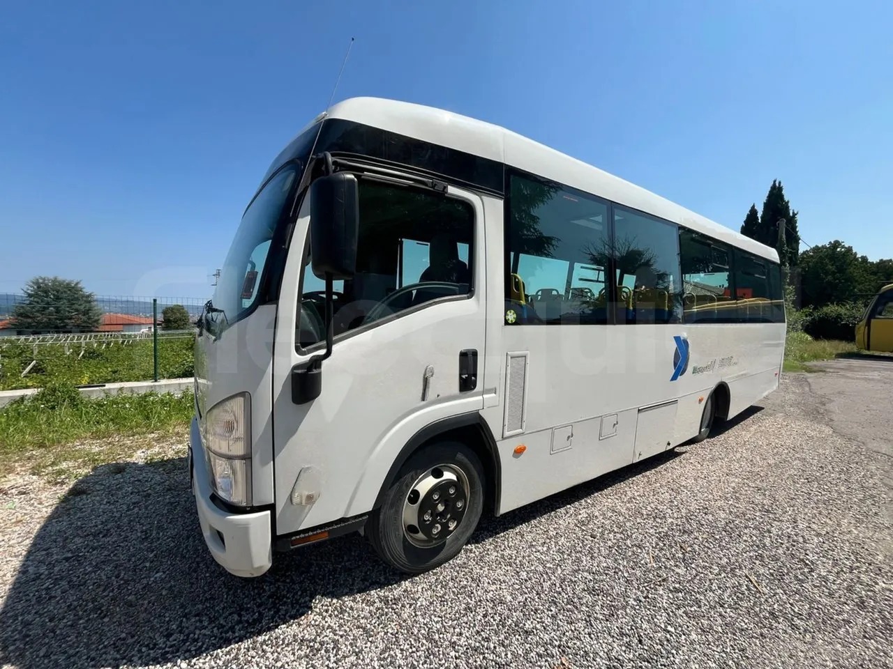 Isuzu P65 - Bus scolaire: photos 4 Isuzu P65 - Bus scolaire: photos 4