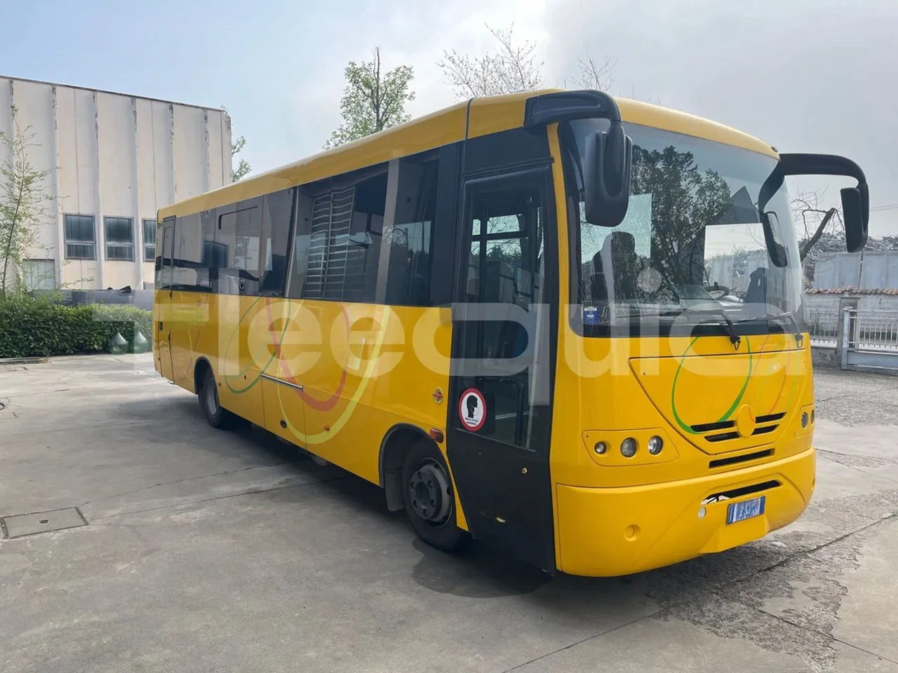 Iveco 100/E4 - Bus scolaire: photos 1 Iveco 100/E4 - Bus scolaire: photos 1
