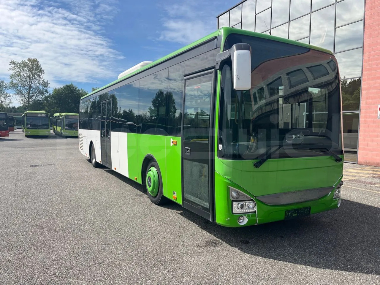Iveco Crossway - Bus interurbain: photos 1 Iveco Crossway - Bus interurbain: photos 1