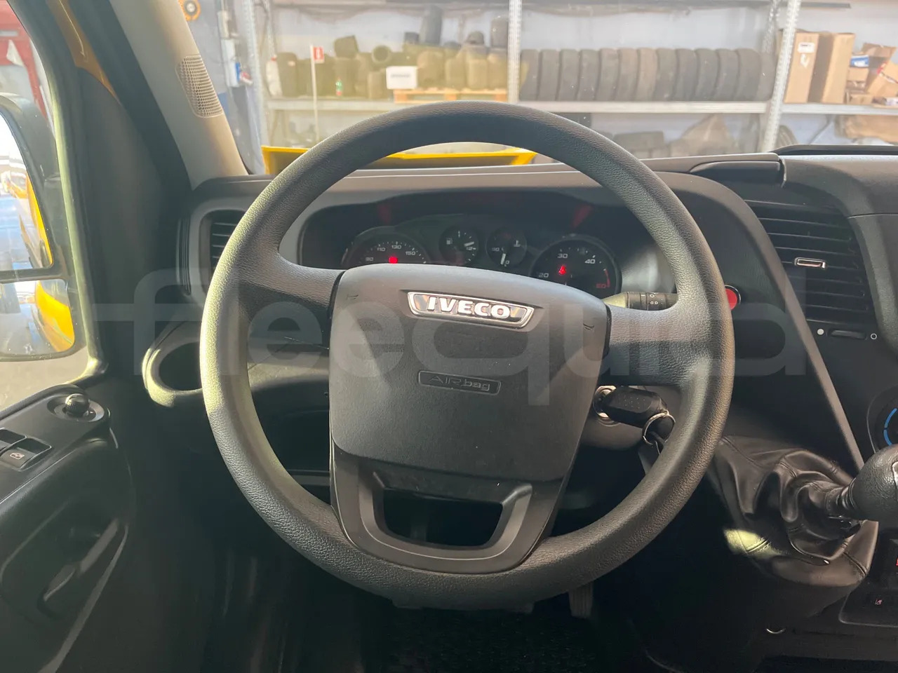 Bus scolaire Iveco Daily: photos 19 Bus scolaire Iveco Daily: photos 19