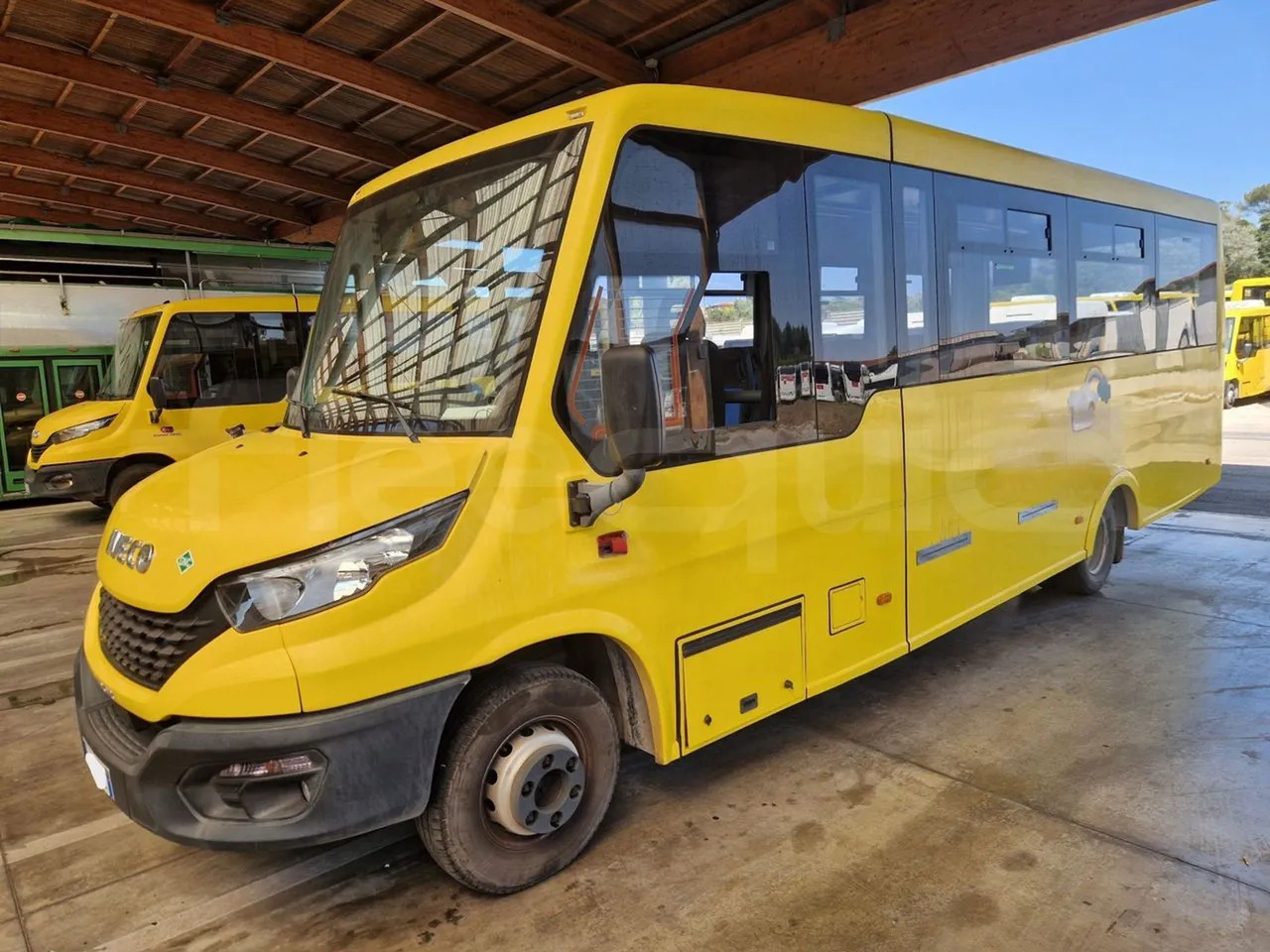 Iveco Indcar - Bus scolaire: photos 4 Iveco Indcar - Bus scolaire: photos 4
