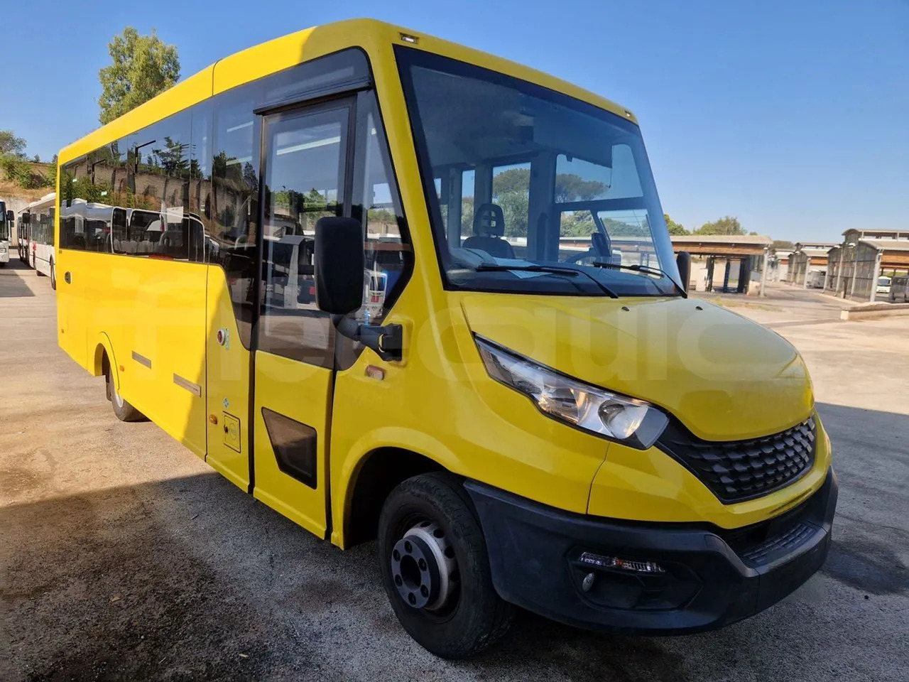 Iveco Indcar - Bus scolaire: photos 1 Iveco Indcar - Bus scolaire: photos 1