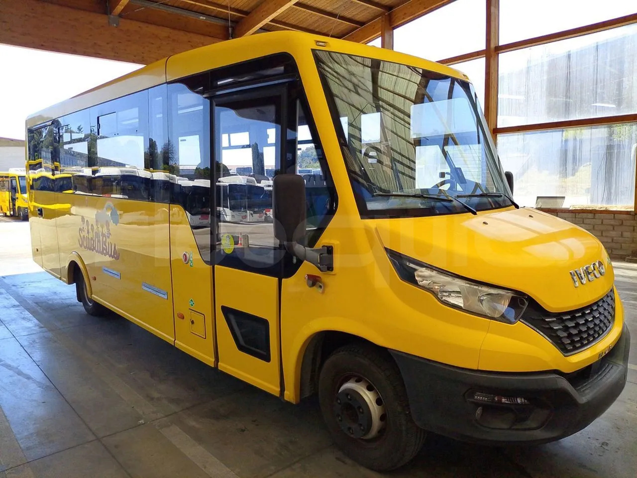 Iveco Indcar - Bus scolaire: photos 1 Iveco Indcar - Bus scolaire: photos 1
