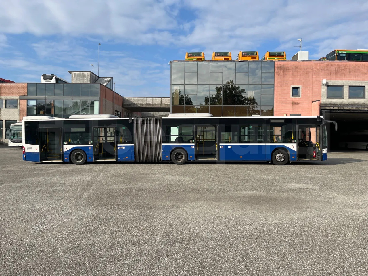 Bus articulé Mercedes-Benz Conecto: photos 12