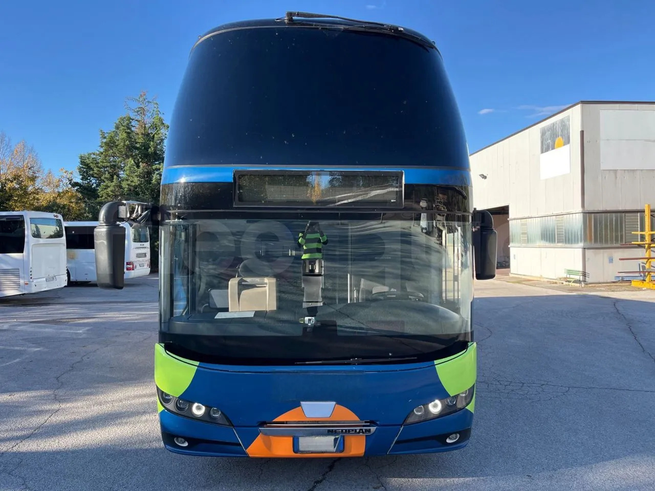 Neoplan Skyliner - Autocar: photos 2 Neoplan Skyliner - Autocar: photos 2