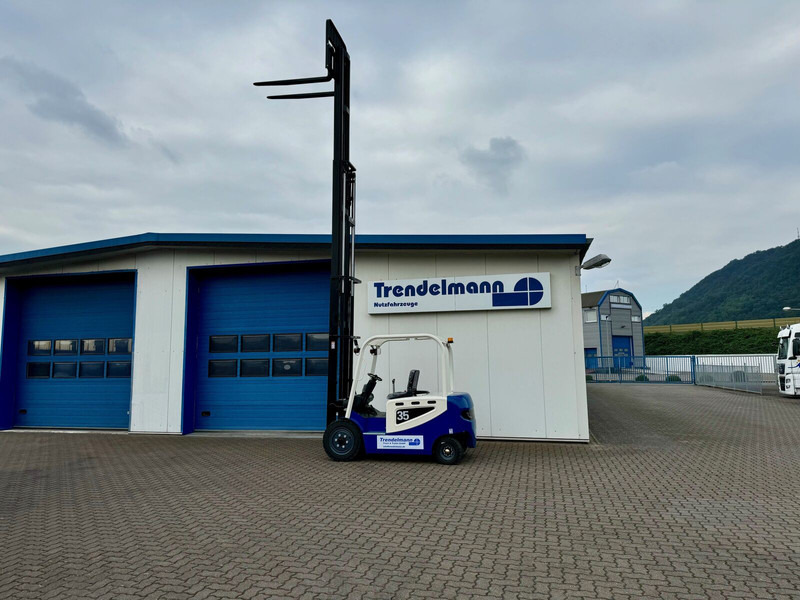 Trendelmann JE-35 E Triplex Mast 7 mtr Hub - Chariot élévateur: photos 1 Trendelmann JE-35 E Triplex Mast 7 mtr Hub - Chariot élévateur: photos 1