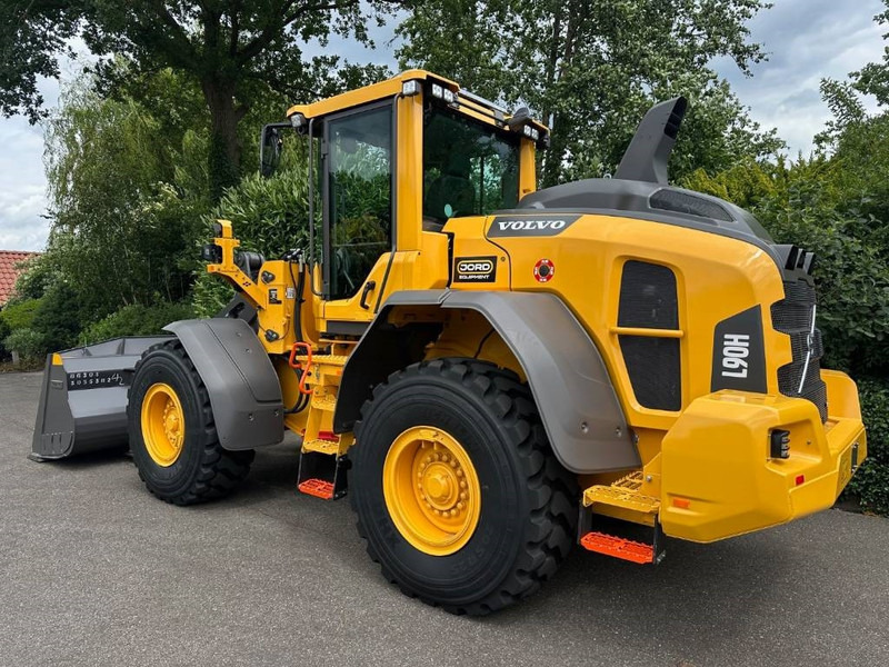 Volvo L 90 H - Chargeuse sur pneus: photos 1 Volvo L 90 H - Chargeuse sur pneus: photos 1