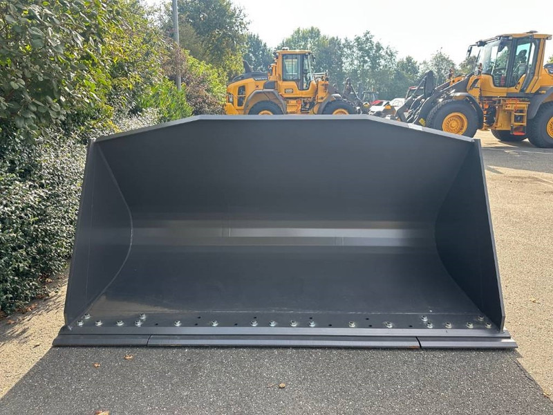 Godet pour chargeur pour Engins de chantier neuf Volvo L90H bucket: photos 9