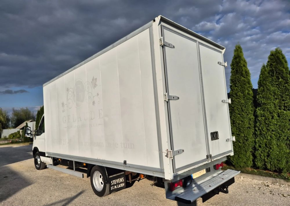 Iveco 50C15 3.0 150KM - Fourgon grand volume: photos 3 Iveco 50C15 3.0 150KM - Fourgon grand volume: photos 3