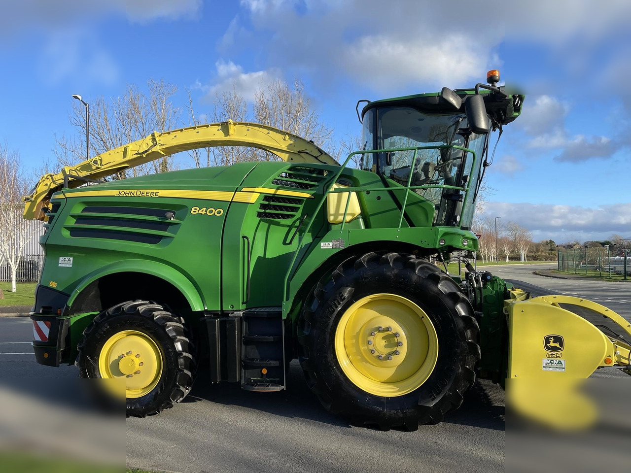 2018 JOHN DEERE 8400 - Ensileuse: photos 1 2018 JOHN DEERE 8400 - Ensileuse: photos 1