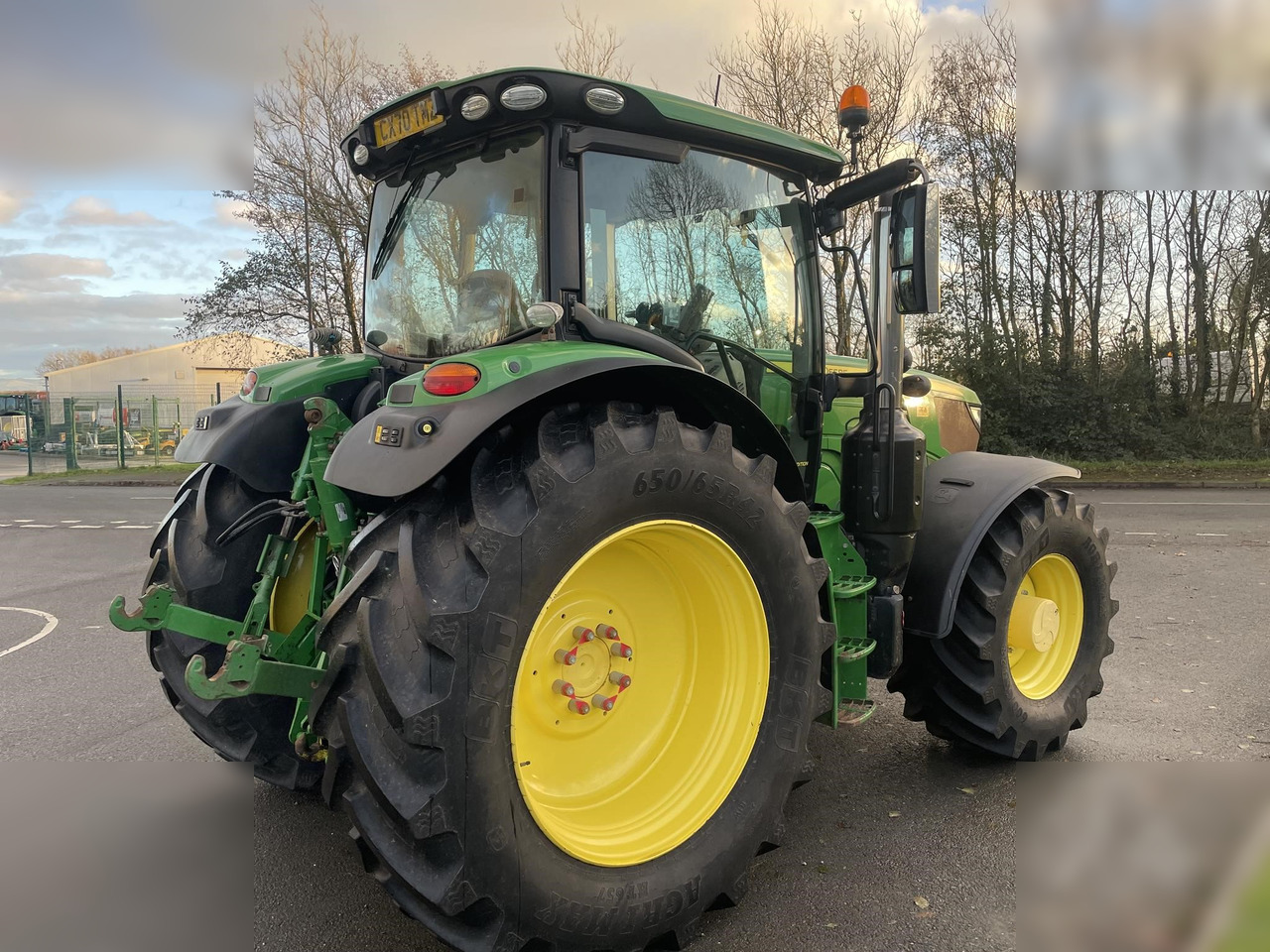 2020 JOHN DEERE 6155R - Tracteur agricole: photos 5 2020 JOHN DEERE 6155R - Tracteur agricole: photos 5