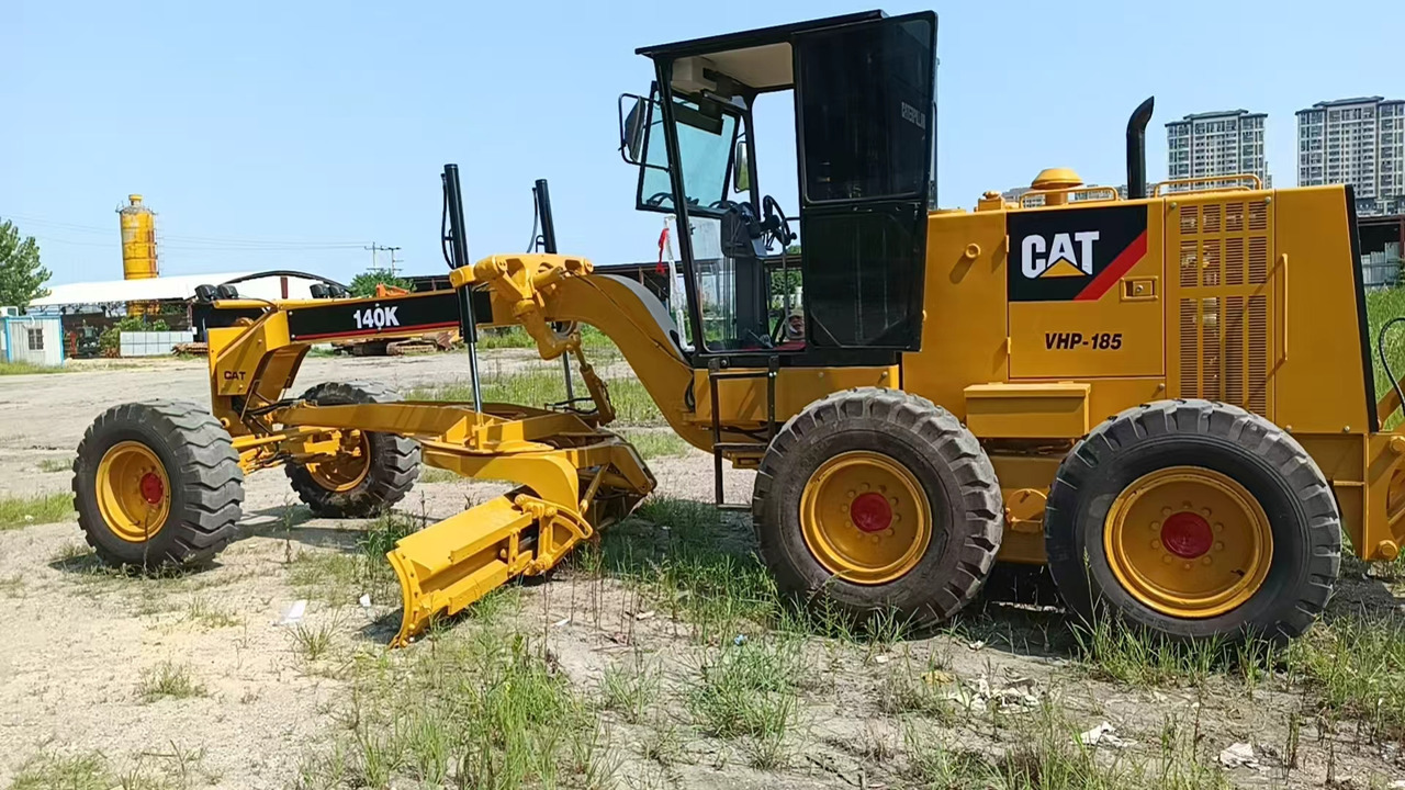 CATERPILLAR 140K used motor grader low price USA brand caterpillar - Niveleuse: photos 1 CATERPILLAR 140K used motor grader low price USA brand caterpillar - Niveleuse: photos 1