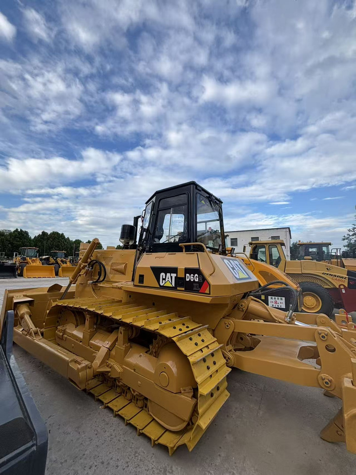 CATERPILLAR D6G - Bulldozer: photos 5 CATERPILLAR D6G - Bulldozer: photos 5