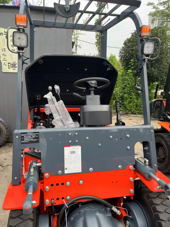 Heli brand new 2.5T diesel forklift(Clamp available) - Chariot élévateur diesel: photos 4 Heli brand new 2.5T diesel forklift(Clamp available) - Chariot élévateur diesel: photos 4