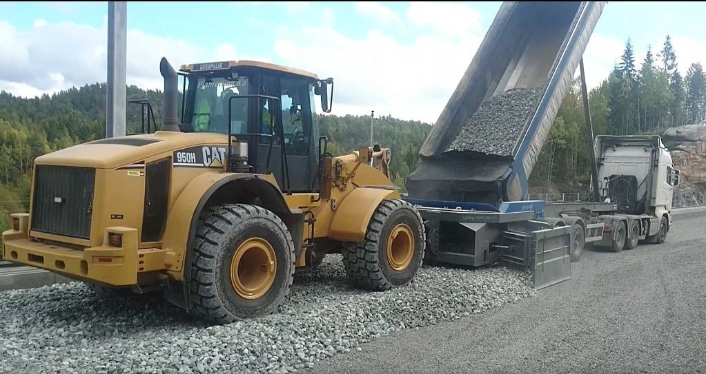 Reptail MM - Niveleuse: photos 2 Reptail MM - Niveleuse: photos 2