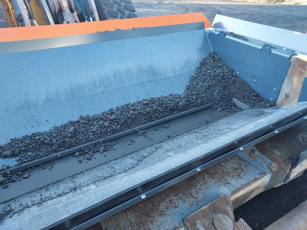 Reptail Road widener - Niveleuse: photos 5 Reptail Road widener - Niveleuse: photos 5