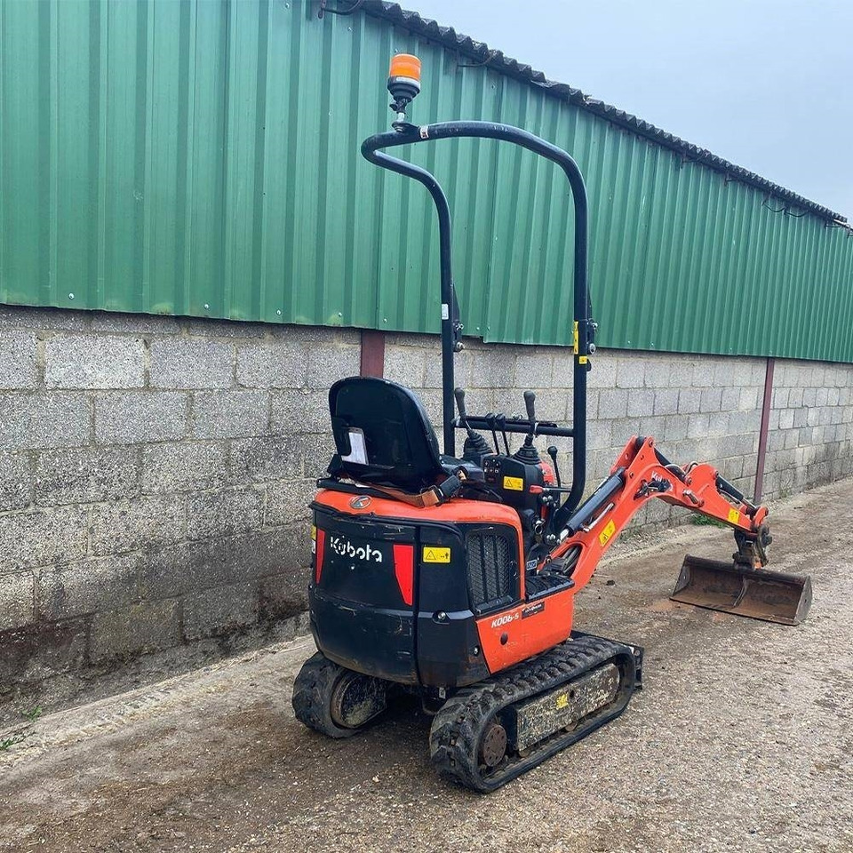 Kubota K008-5 - Mini pelle: photos 2 Kubota K008-5 - Mini pelle: photos 2