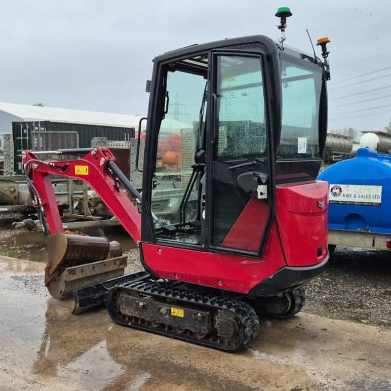 Yanmar SV 15 - Mini pelle: photos 3 Yanmar SV 15 - Mini pelle: photos 3