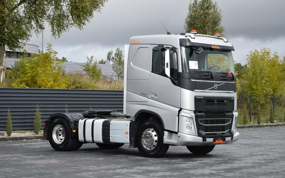 Volvo FH500 / NISKA KABINA / HYDRAULIKA / EURO 6 / ACC / LEDY / ALUFELGI / SERWISOWANY / SPROWADZONY - Tracteur routier: photos 3 Volvo FH500 / NISKA KABINA / HYDRAULIKA / EURO 6 / ACC / LEDY / ALUFELGI / SERWISOWANY / SPROWADZONY - Tracteur routier: photos 3