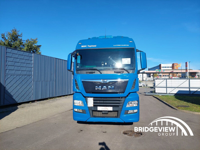 MAN TGX 18.460 - Tracteur routier: photos 3 MAN TGX 18.460 - Tracteur routier: photos 3