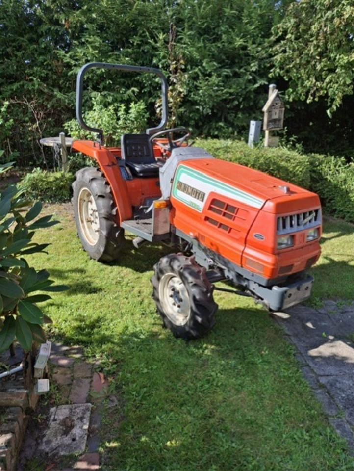 Kleintraktor Hinomoto-Kubota 21 PS - Micro tracteur: photos 2 Kleintraktor Hinomoto-Kubota 21 PS - Micro tracteur: photos 2