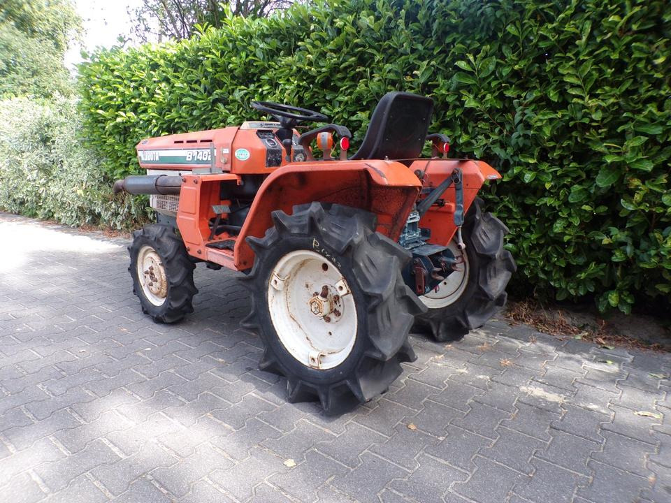 Kleintraktor Kubota B1402 - Micro tracteur: photos 3 Kleintraktor Kubota B1402 - Micro tracteur: photos 3