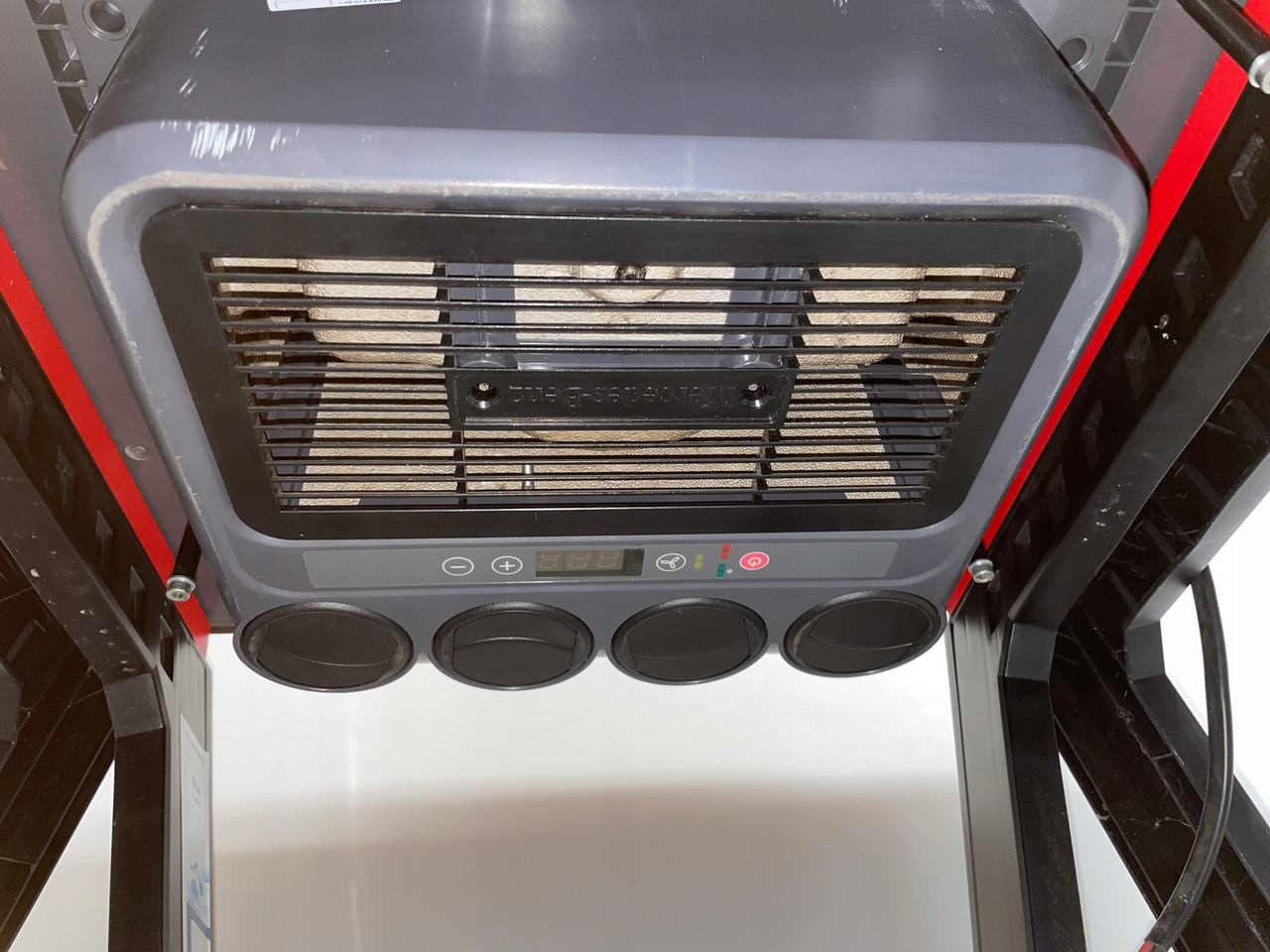 KLIMATYZACJA MAN SCANIA WAECO RT 850 RT 880 - Chauffage/ Ventilation pour Camion: photos 5 KLIMATYZACJA MAN SCANIA WAECO RT 850 RT 880 - Chauffage/ Ventilation pour Camion: photos 5