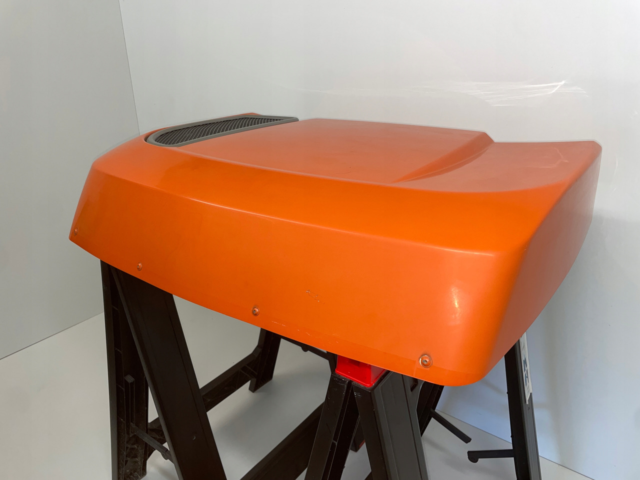 KLIMATYZACJA MAN SCANIA WAECO RT 850 RT 880 - Chauffage/ Ventilation pour Camion: photos 3 KLIMATYZACJA MAN SCANIA WAECO RT 850 RT 880 - Chauffage/ Ventilation pour Camion: photos 3