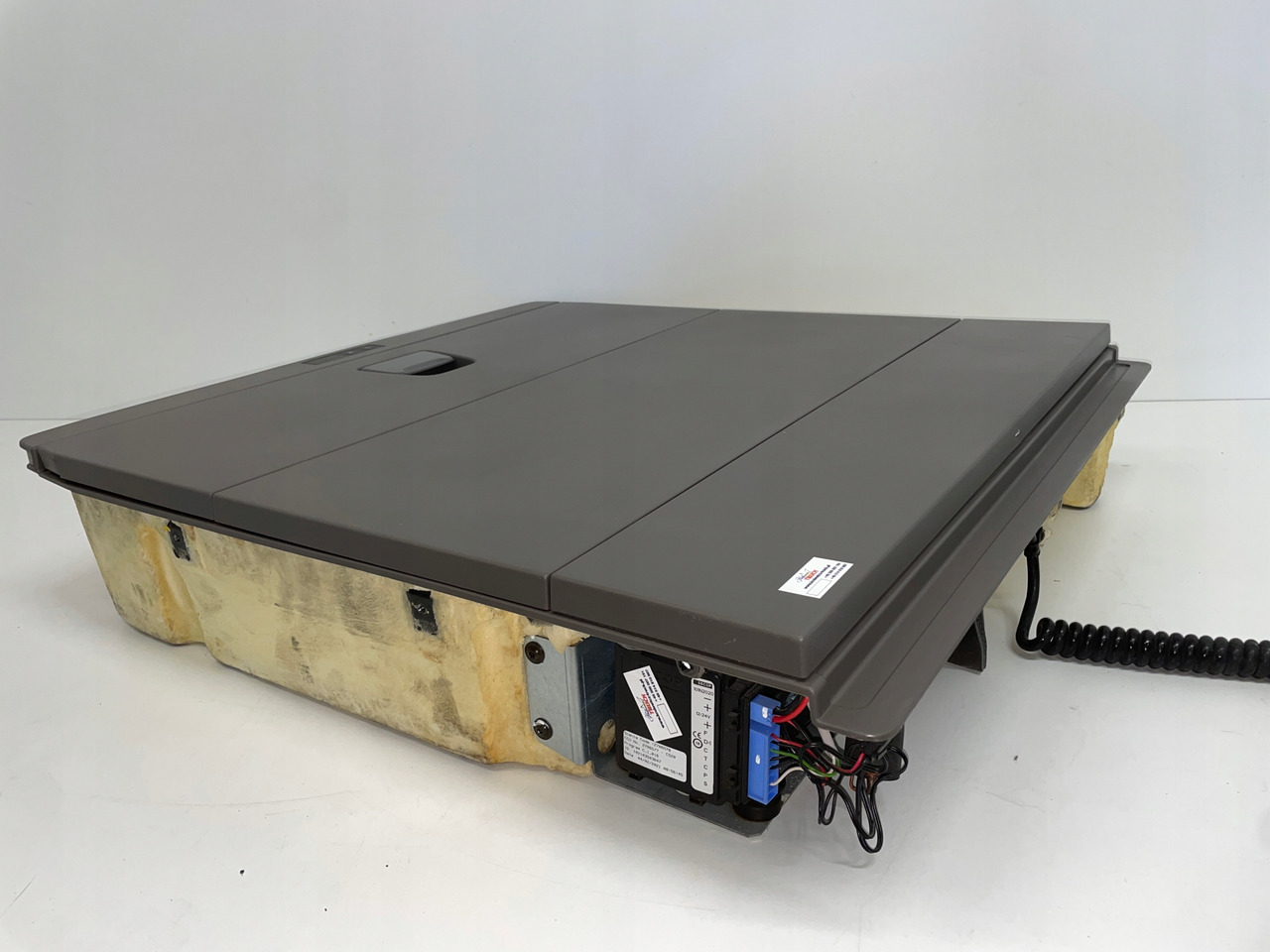 LODÓWKA CHŁODZIARKA SCANIA P G NGS 2770774 - Cabine et intérieur pour Camion: photos 5 LODÓWKA CHŁODZIARKA SCANIA P G NGS 2770774 - Cabine et intérieur pour Camion: photos 5