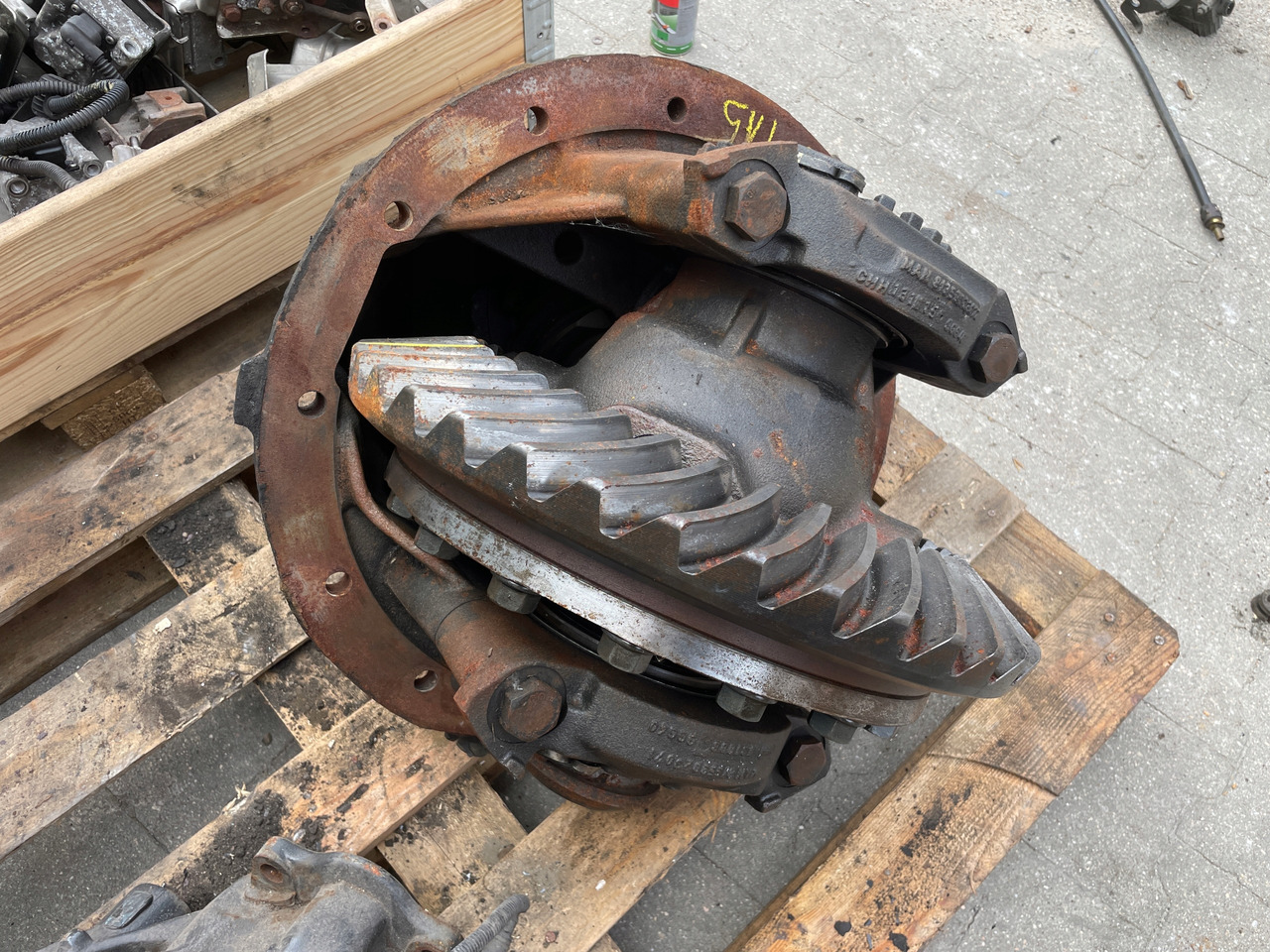 MAN TGX TGS TGA WKŁAD DYFERENCJAŁ MOSTU DYFER 38:15, 81350106301 - Essieu arrière pour Camion: photos 2 MAN TGX TGS TGA WKŁAD DYFERENCJAŁ MOSTU DYFER 38:15, 81350106301 - Essieu arrière pour Camion: photos 2