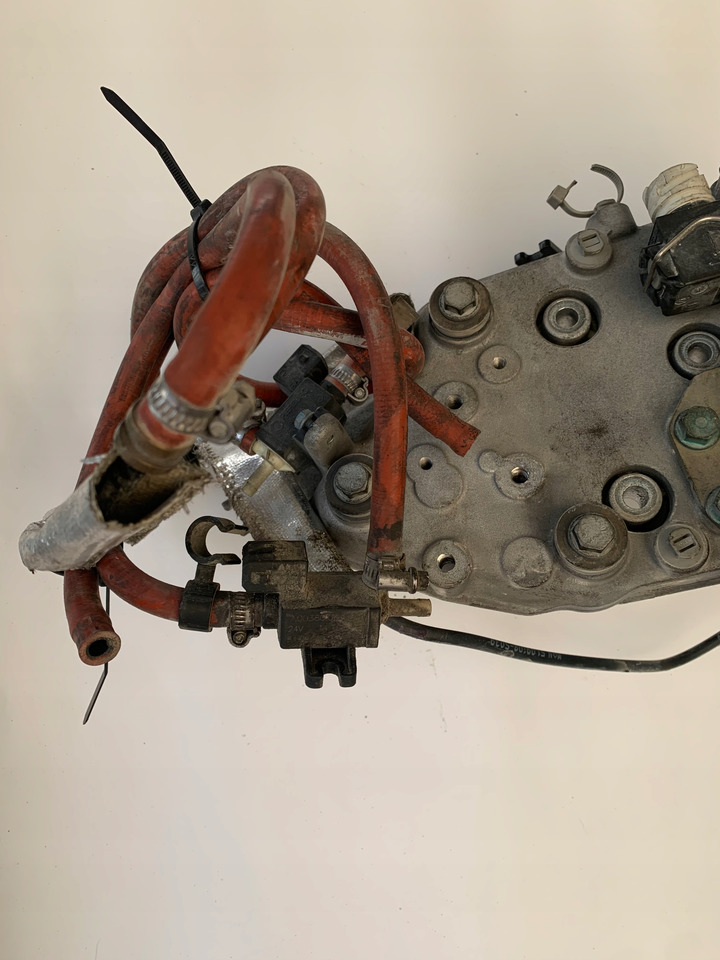 PŁYTA PODSTAWA ZAWORÓW EURO 6 EVB EGR MAN TGX TGS - Moteur et pièces pour Camion: photos 3 PŁYTA PODSTAWA ZAWORÓW EURO 6 EVB EGR MAN TGX TGS - Moteur et pièces pour Camion: photos 3