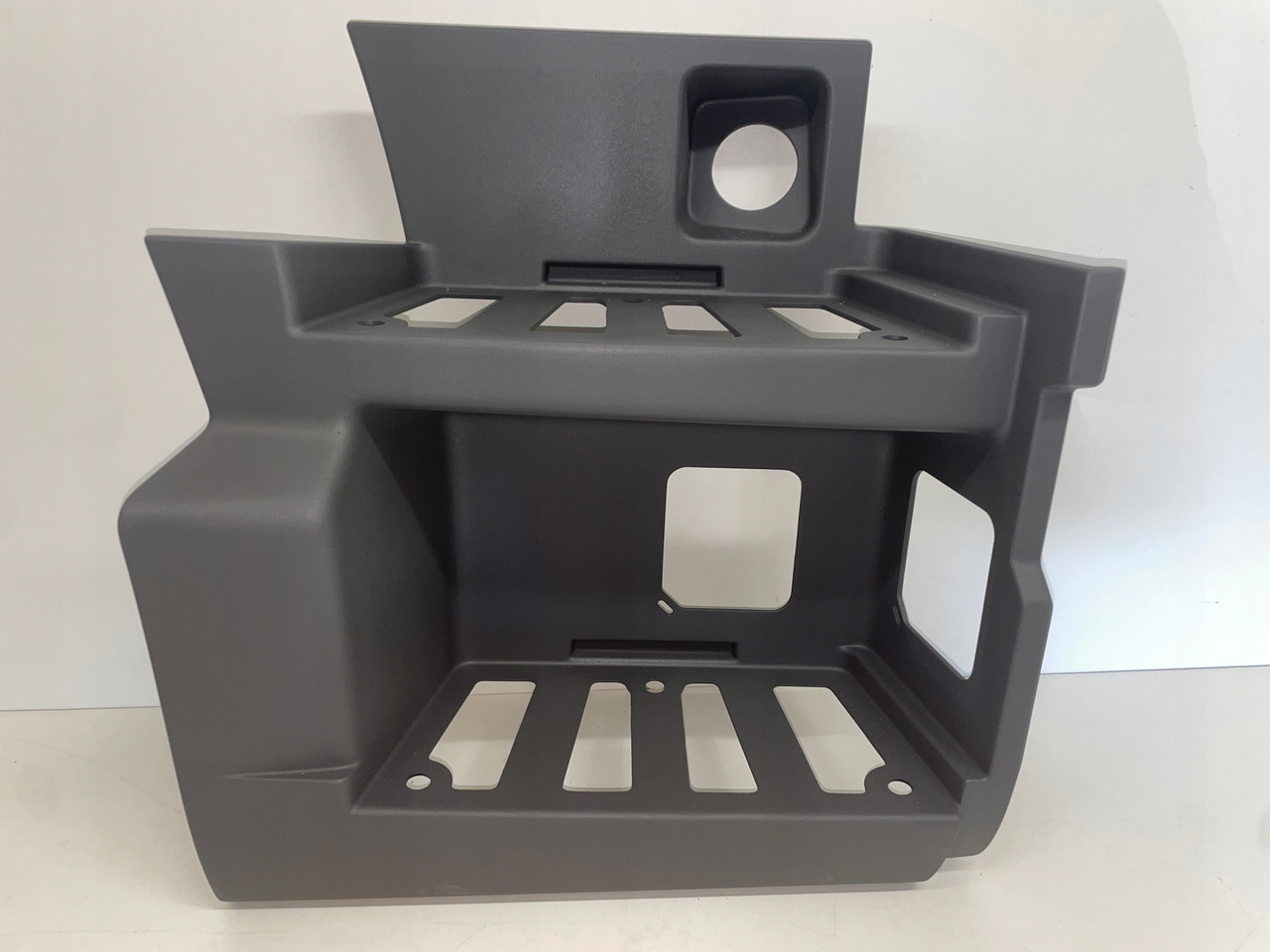 STOPNICA DOLNY STOPIEŃ PRAWY MAN TGS TGXS TG-3 81615200092 - Marchepied pour Camion: photos 1 STOPNICA DOLNY STOPIEŃ PRAWY MAN TGS TGXS TG-3 81615200092 - Marchepied pour Camion: photos 1