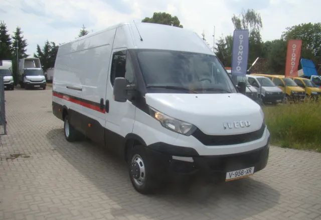 Iveco DAILY 35 C 15 MAXI BLIŹNIAKI 3.5T - Fourgon utilitaire: photos 4 Iveco DAILY 35 C 15 MAXI BLIŹNIAKI 3.5T - Fourgon utilitaire: photos 4