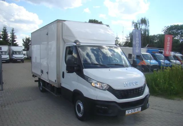 Iveco DAILY 35 S 16 3.0TDI WINDA 3.5T 4.20M - Fourgon grand volume: photos 4 Iveco DAILY 35 S 16 3.0TDI WINDA 3.5T 4.20M - Fourgon grand volume: photos 4