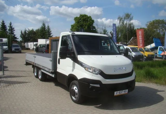 Iveco DAILY 40 C 17 3.0TDI CLIXSTAR PRAWOJAZDY E DO B 3400KGŁADOWNOŚCI - Utilitaire plateau: photos 4 Iveco DAILY 40 C 17 3.0TDI CLIXSTAR PRAWOJAZDY E DO B 3400KGŁADOWNOŚCI - Utilitaire plateau: photos 4