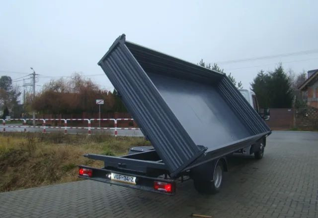 Iveco DAILY 50 C 17 3.0TDI WYWROTKA 4.70M 3.5T KLIMATRONIK - Utilitaire benne: photos 4 Iveco DAILY 50 C 17 3.0TDI WYWROTKA 4.70M 3.5T KLIMATRONIK - Utilitaire benne: photos 4