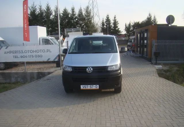 Volkswagen TRANSPORTER T 5 2.0TDI 100%PRZEBIEG - Fourgon utilitaire: photos 3 Volkswagen TRANSPORTER T 5 2.0TDI 100%PRZEBIEG - Fourgon utilitaire: photos 3