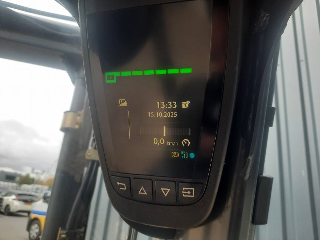 Linde E15-02  - Chariot élévateur électrique: photos 5 Linde E15-02  - Chariot élévateur électrique: photos 5