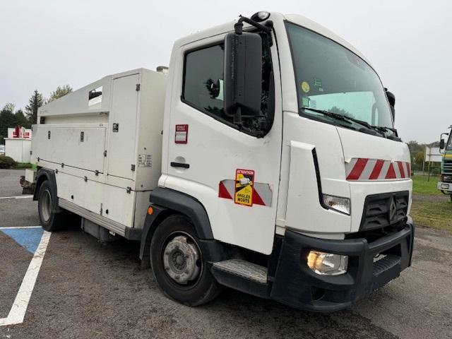 Renault D-Series - Camion hydrocureur: photos 3 Renault D-Series - Camion hydrocureur: photos 3